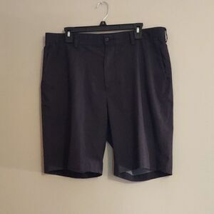 Roundtree and Yorke Men's 36 Black Gray Performance‎ Golf Shorts
